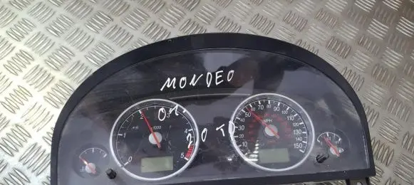 Ford Mondeo Mk III Speedometer (instrument cluster) 1s7f10841HE