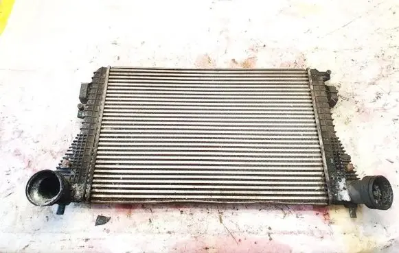Skoda Octavia Mk2 (1Z) Intercooler radiator
