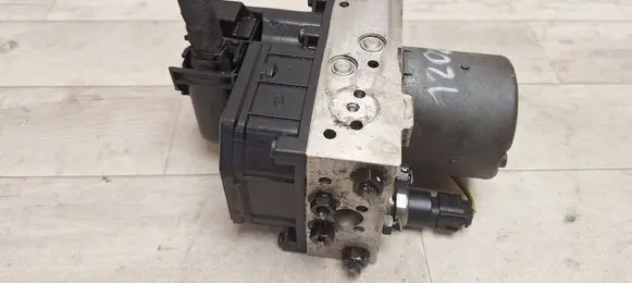 Volkswagen PASSAT B5.5 ABS Pump 4B0614517G 0265225124 4B0614517