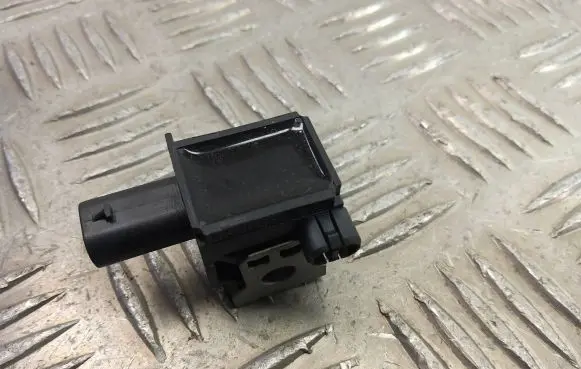 BMW X3 F25 Airbag deployment crash/impact sensor 9224177