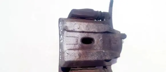 Toyota Prius (XW20) Front brake caliper