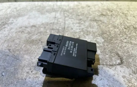 Keyless (KESSY) go control unit/module