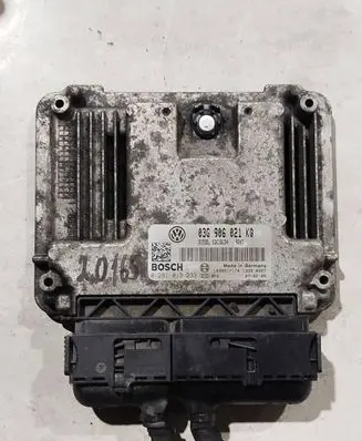 Volkswagen Golf Plus Engine control unit/module 03G906021KQ 1039S17174 0281013233
