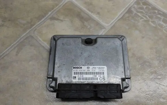 Opel Zafira A Engine control unit/module 0281010021 09133269