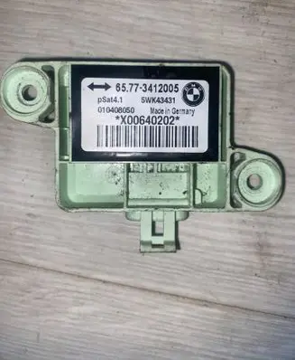 BMW X3 E83 Airbag deployment crash/impact sensor 65773412005 X00640202 010408050