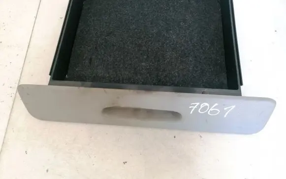 Renault Scenic II - Grand scenic II Glove box 8200223825 8200223628