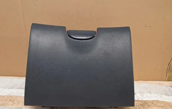 Toyota Yaris Glove box 28825M 555500D010B