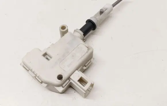 Fuel tank cap lock motor