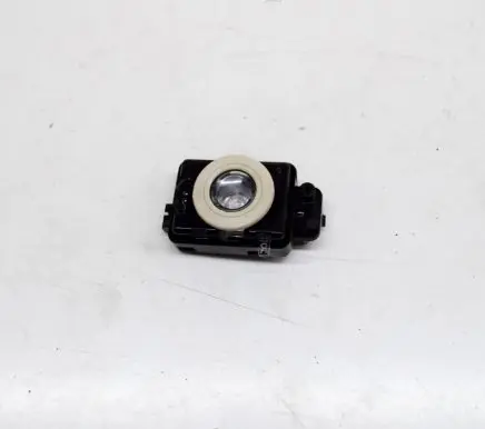 Tesla Model S Front seat light 1INJ1059000 107243