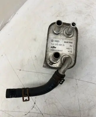 Audi Q7 4L Fuel cooler (radiator) 7L6203491D 48011