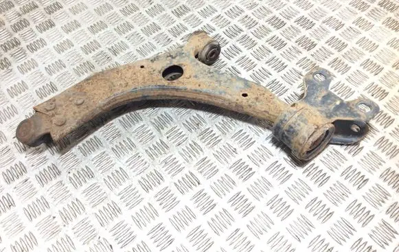 Ford Focus Front lower control arm/wishbone