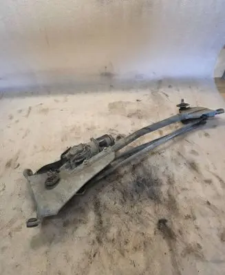 Infiniti FX Front wiper linkage and motor 38363