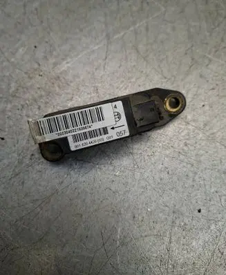 Mercedes-Benz E W211 Airbag deployment crash/impact sensor 0018204426 0003040221939674