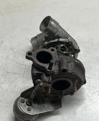 Toyota Avensis T250 Turbo 172010R020 0601130064