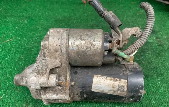 Peugeot Bipper Starter motor 113254 F032113254