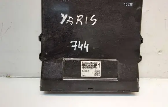 Toyota Yaris Engine control unit/module 899810D161 MB2850005480