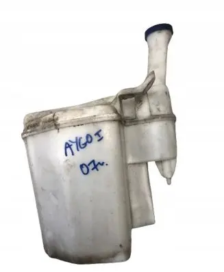 Toyota Aygo AB10 Windshield washer fluid reservoir/tank