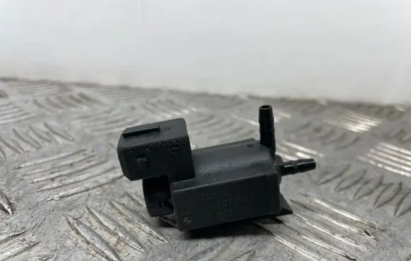 BMW 5 F10 F11 Turbo solenoid valve 7810831