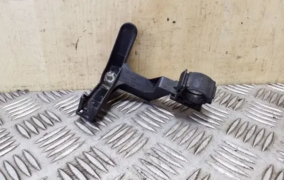 Audi TT TTS Mk2 Other engine bay part 06F971845C