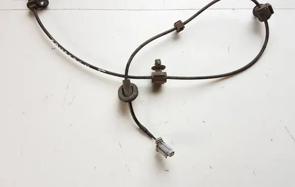 Subaru Forester SK ABS brake wheel speed sensor 27540FL032