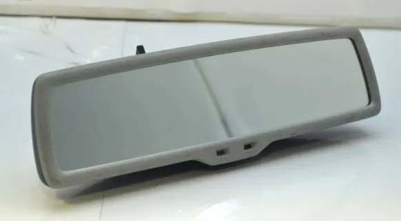 Volkswagen PASSAT B6 Rear view mirror (interior) E11015625