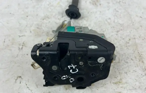 Audi A6 S6 C7 4G Front door lock 8J1837016