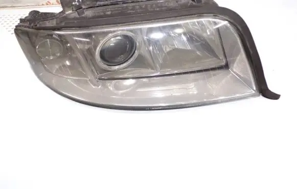 Audi A6 S6 C5 4B Headlight/headlamp