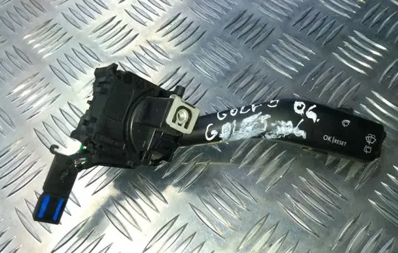 Volkswagen Golf V Wiper control stalk 1K0953519A