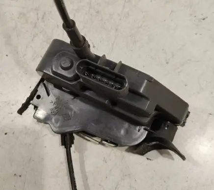 Renault Scenic II - Grand scenic II Front door lock