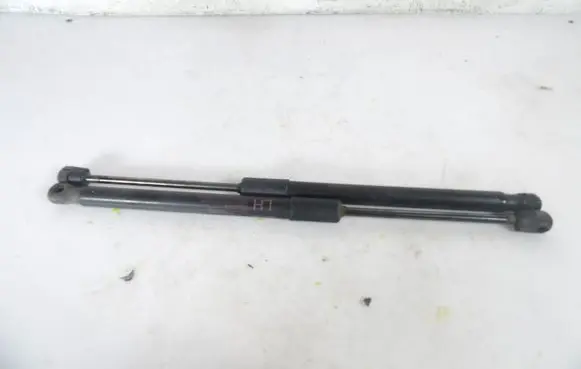 SsangYong Tivoli Shock absorber/damper mounting bracket 7146035500