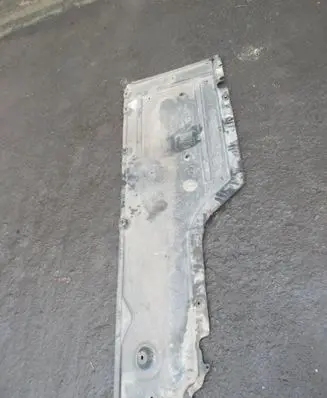 BMW 5 E60 E61 Front wheel arch liner splash guards 74850610