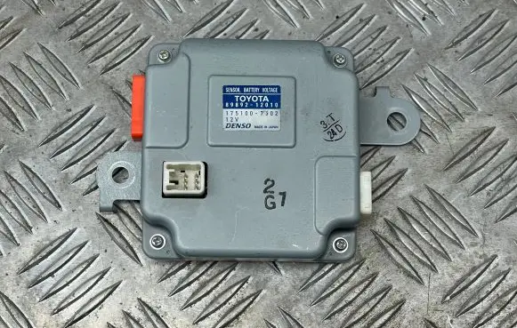 Toyota Auris E180 Other control units/modules 8989212010