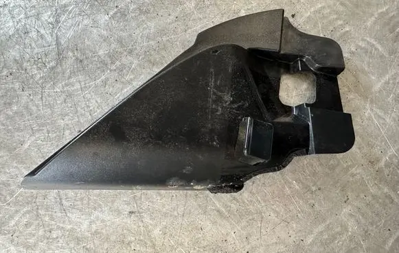 Nissan X-Trail T32 Other front door trim element 802934CL0A