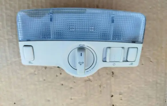 Volkswagen Golf IV Headlining lighting console trim 1J0947105B