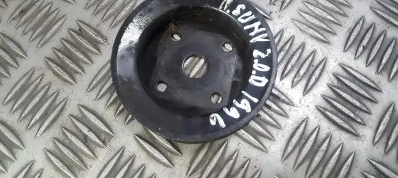 Nissan Sunny Power steering pump pulley