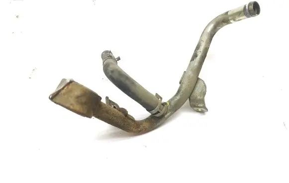 Toyota Land Cruiser (J200) Engine coolant pipe/hose