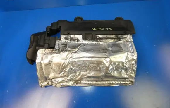 Volvo XC90 Heat shield in engine bay 31437477 AD7TQ