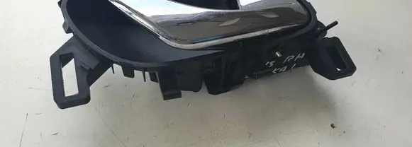Nissan Qashqai Front door interior handle