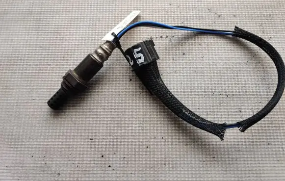 Chrysler Pacifica Lambda probe sensor 04727446ad 583303F12 5833