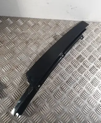Volvo XC60 Other front door trim element 32216799