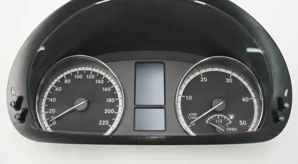 Mercedes-Benz Vito Viano W639 Speedometer (instrument cluster) A6399004101