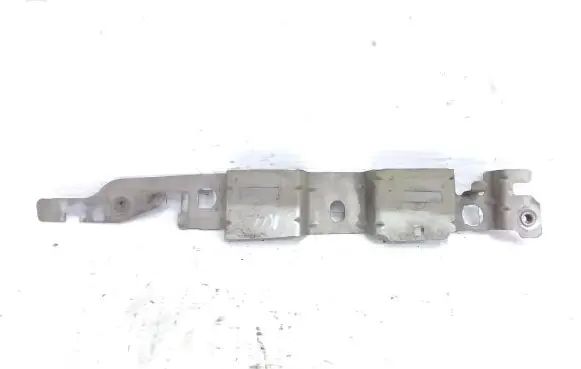 Peugeot 308 SW Fender mounting bracket