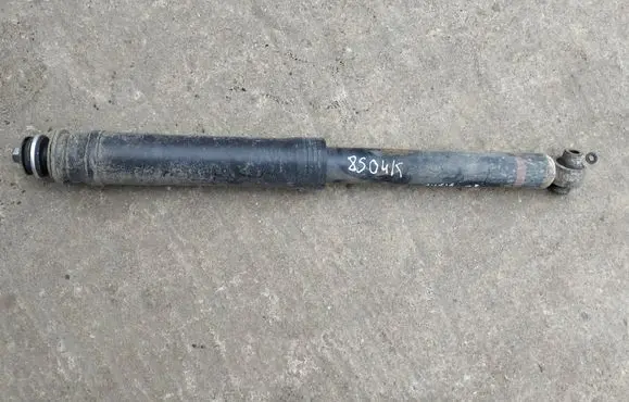 Toyota Auris 150 Rear shock absorber/damper