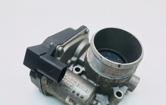 Volkswagen Golf V Throttle valve 06F133062J A2C53302056