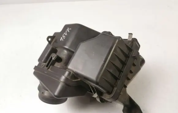 Honda CR-V Air filter box R6A ACC79