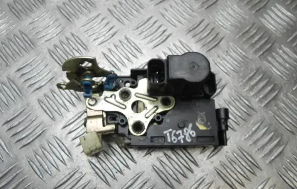 Chevrolet Nubira Loading door lock 6D24 T6786