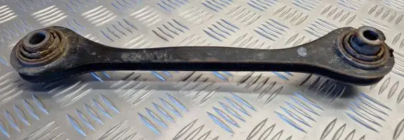 Volkswagen Golf VI Rear control arm