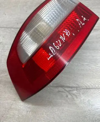 Renault Laguna II Rear/tail lights 8200002473