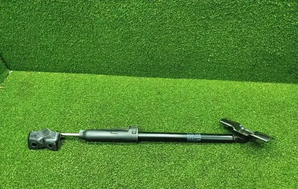 Mitsubishi Pajero Tailgate/trunk strut/damper 5822A001 D5607B 4477X01