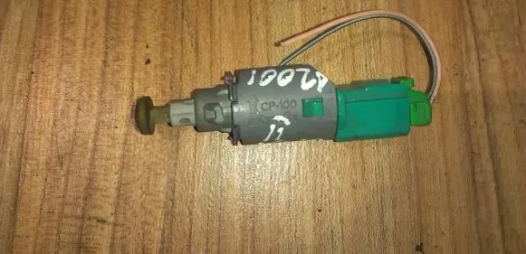 Clutch pedal sensor